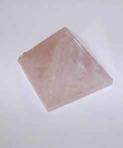 Piramida din cuart roz