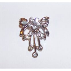 Brosa eleganta-fundita argintie cu cristale