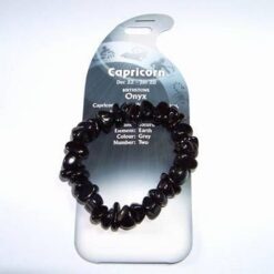 Bratara din onix pe elastic pentru Capricorn