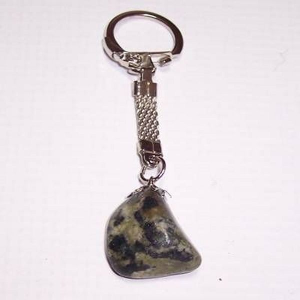 Breloc din spinel Breloc din spinel