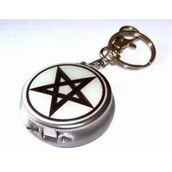 Cutiuta metalica cu pentagrama magica - tip breloc