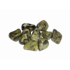 Set de 9 cristale de jadeit in stare naturala