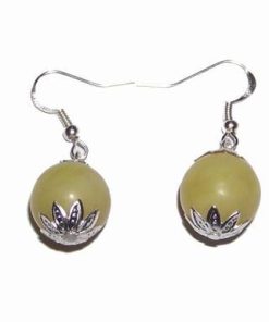 Cristal de jadeit in stare naturala