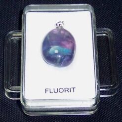 Cristal de fluorina galbena