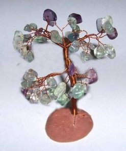 Copacel cu cristale de fluorit pe suport