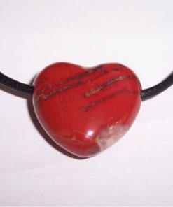 Pandantiv in forma de inima din jasp pe siret negru