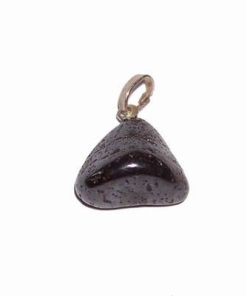 Pandantiv din magnetit cu agatatoare din metal nobil