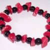 Bratara din coral si  onix, industrial  pe elastic
