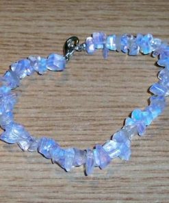 Bratara din opal