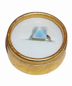 Inel din metal nobil cu cristal de piatra soarelui bleumarin