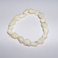 Bratara din lava vulcanica, pe elastic