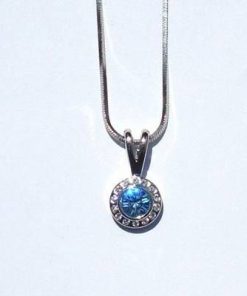 Pandantiv din cristal de Swarovski in forma de floare mov